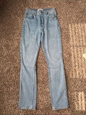 Abercrombie Women's 90’s Slim Straight Ultra High Rise Jeans